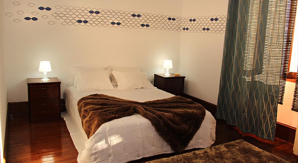 أفيرو Oc Salon Charm Hostel & Suites الغرفة الصورة